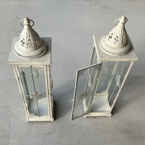 Ivory Distressed Candle Lantern - Rustic Home Decor Lighting Rustic Ivory Distessed Lantern